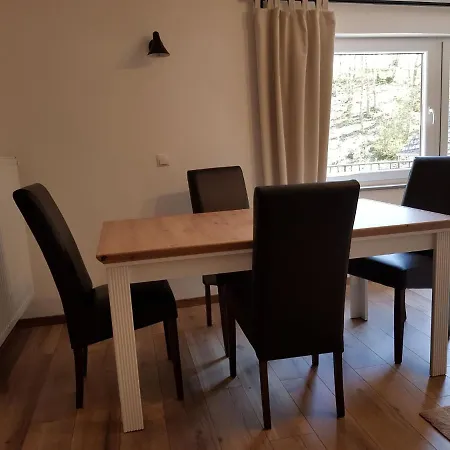 Flat Near With Private Garden Appartement Kaifenheim