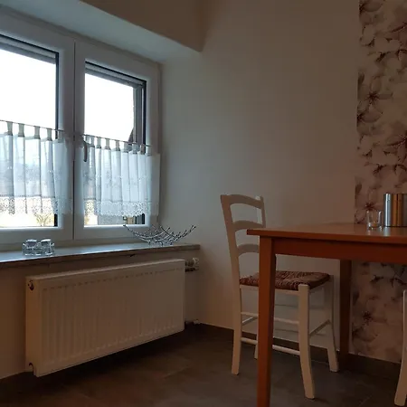 Gemuetliche Ferienwohnung In Kaifenheim Apartment