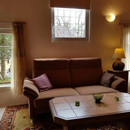 Apartment Gemuetliche Ferienwohnung In Kaifenheim