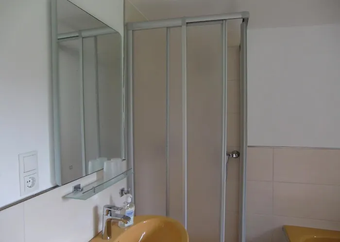 Gemuetliche In Apartamento Kaifenheim